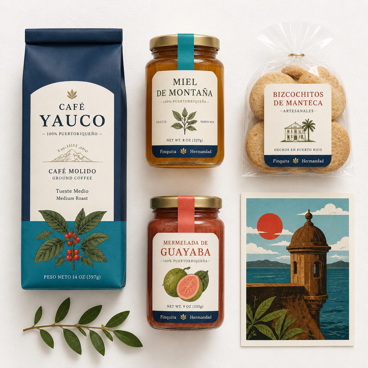 Contenido de la caja Finquita Hermandad: café de Yauco, miel de montaña, mermelada de guayaba, bizcochitos y una lámina de arte del Viejo San Juan